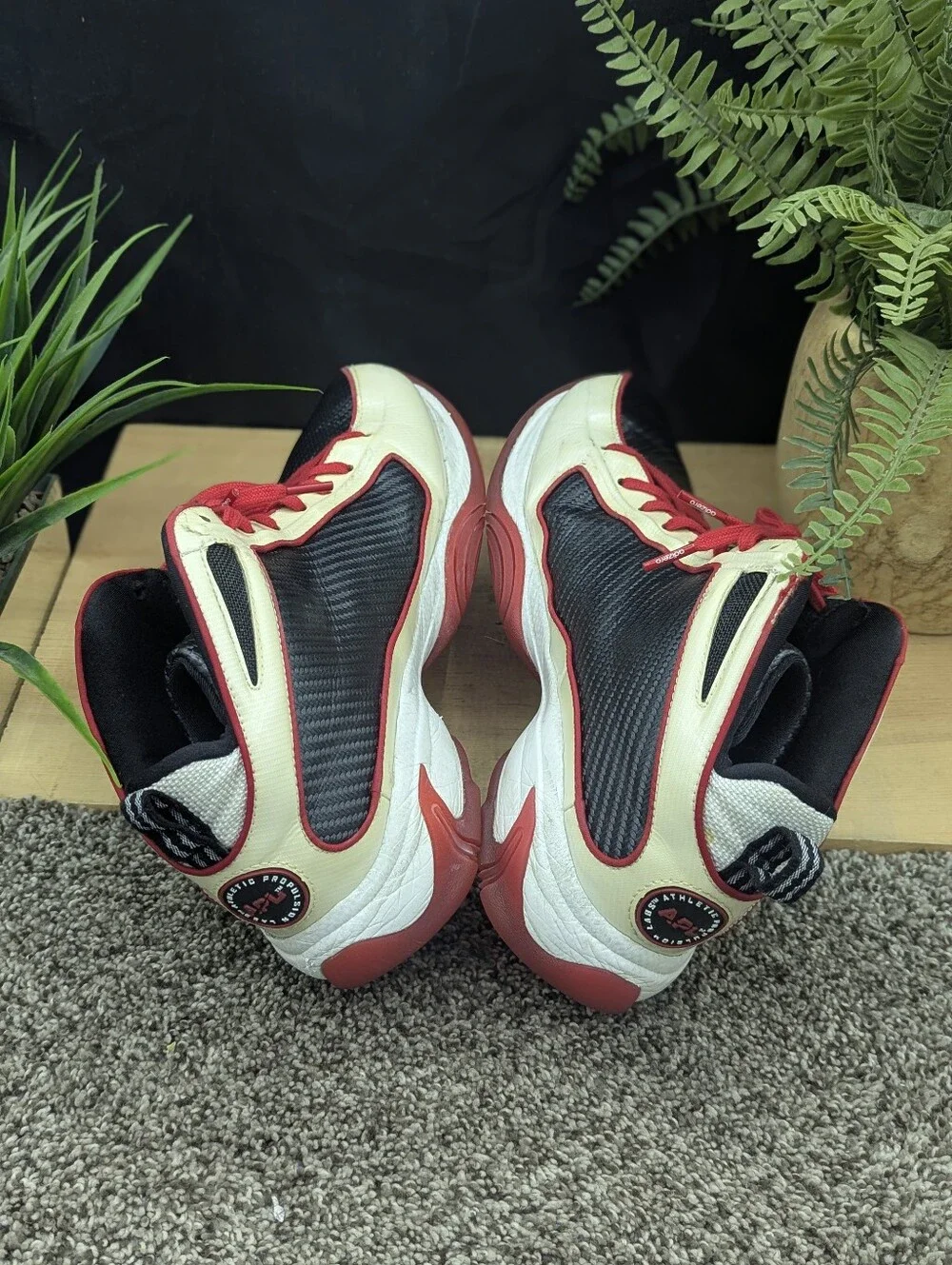 APL Concept 1 Mens Size 9 Running Basketball Shoes